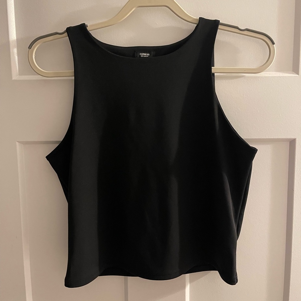 Express body contour tank